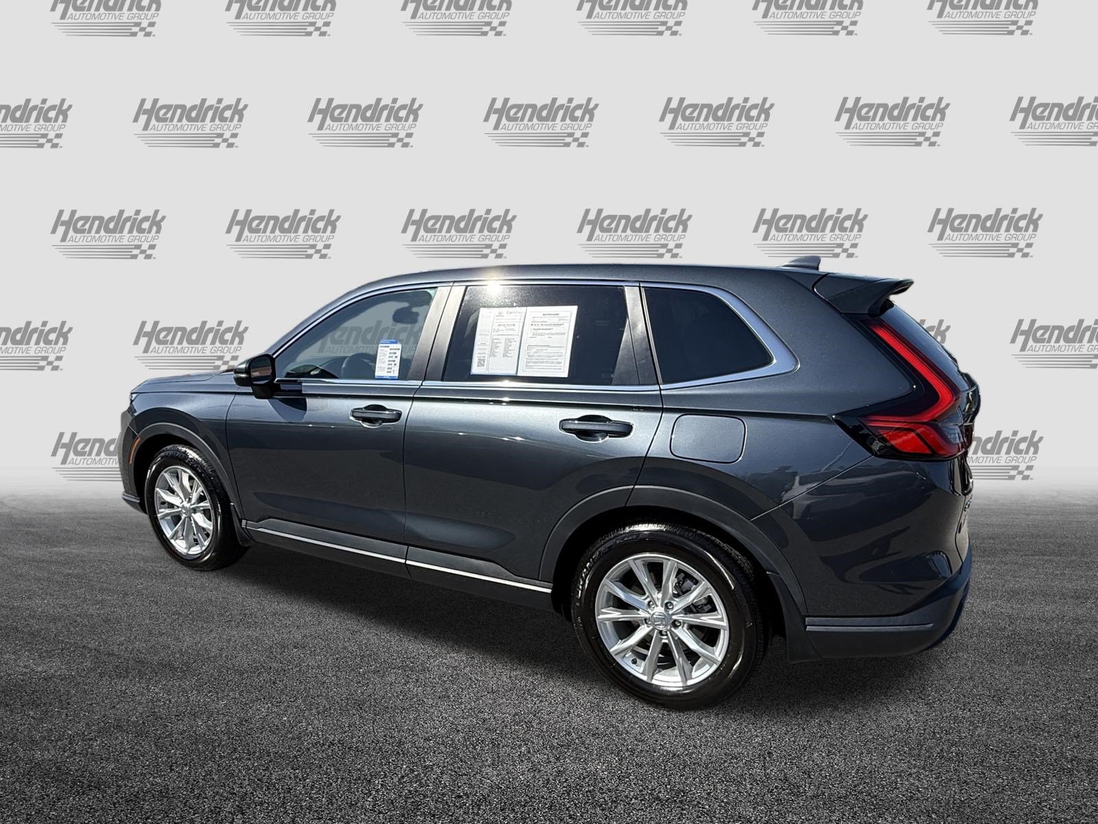 Used 2025 Honda CR-V EX image 8