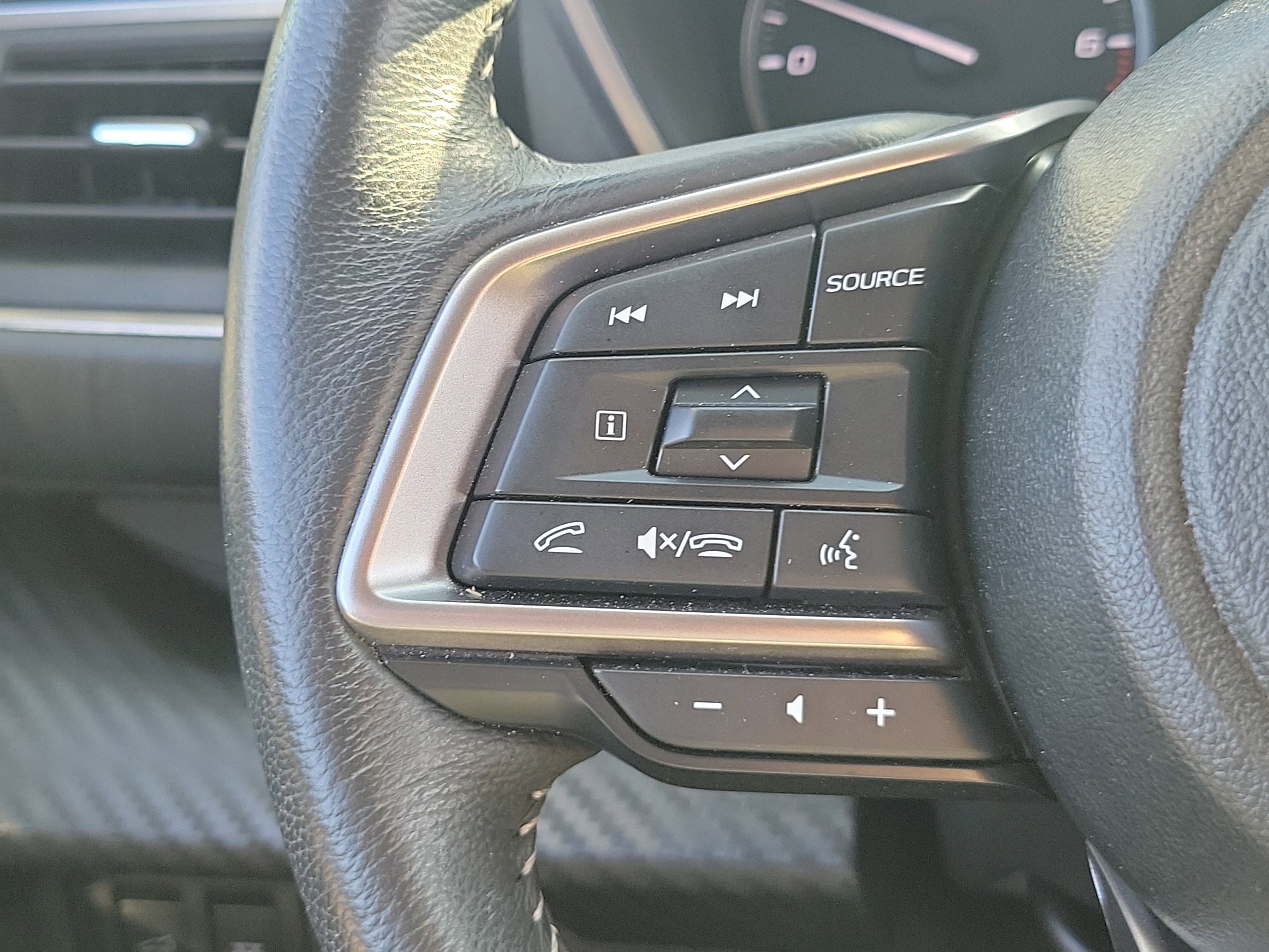 Certified 2023 Subaru Ascent Premium w/ Convenience Package image 28