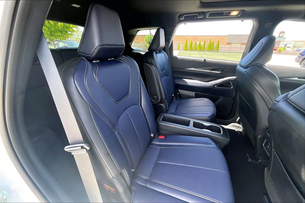 Certified 2026 INFINITI QX60 Sport w/ Dark Cargo Package AWD/4WD image 30