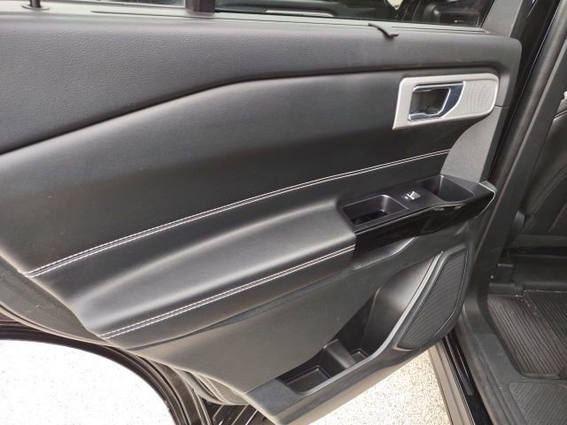 Used 2022 Ford Explorer ST w/ Equipment Group 401A AWD/4WD image 15