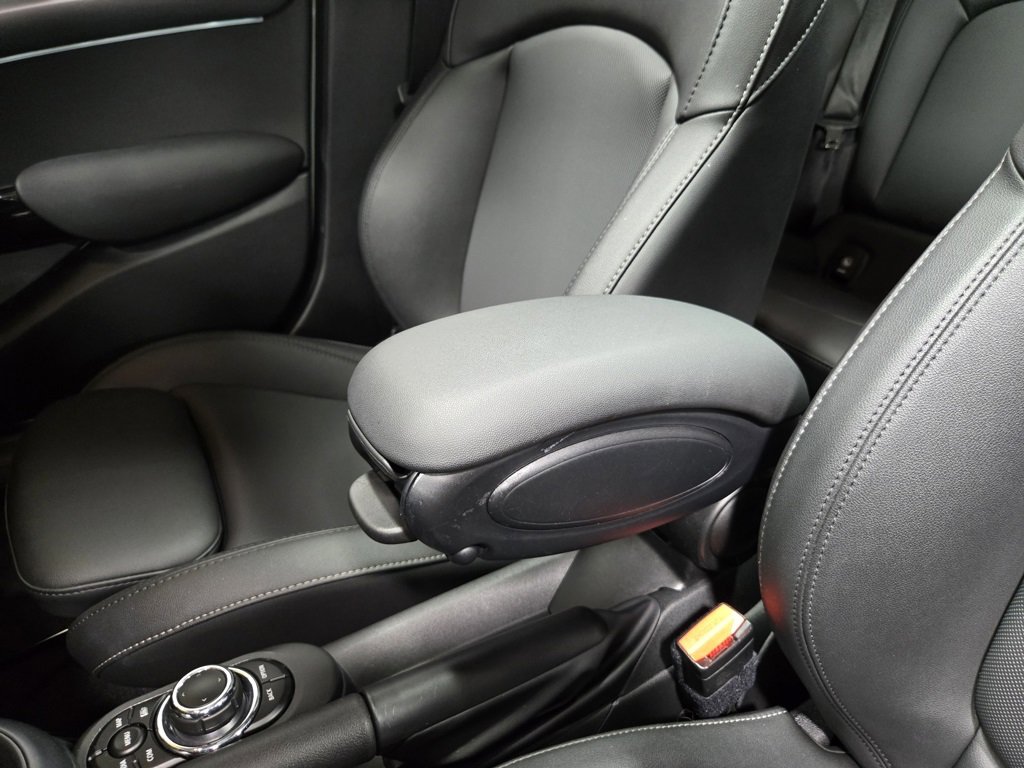 Used 2023 MINI Cooper S image 29