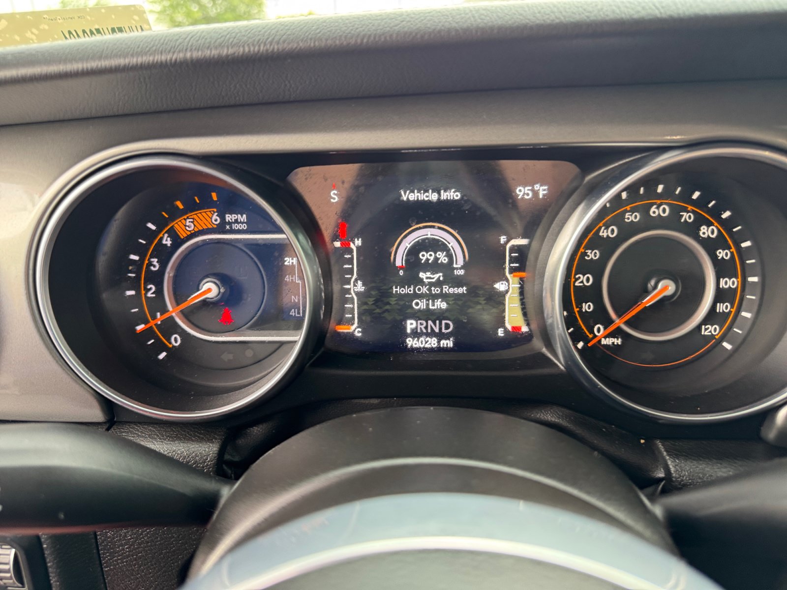 Used 2023 Jeep Wrangler Unlimited Sahara AWD/4WD image 15