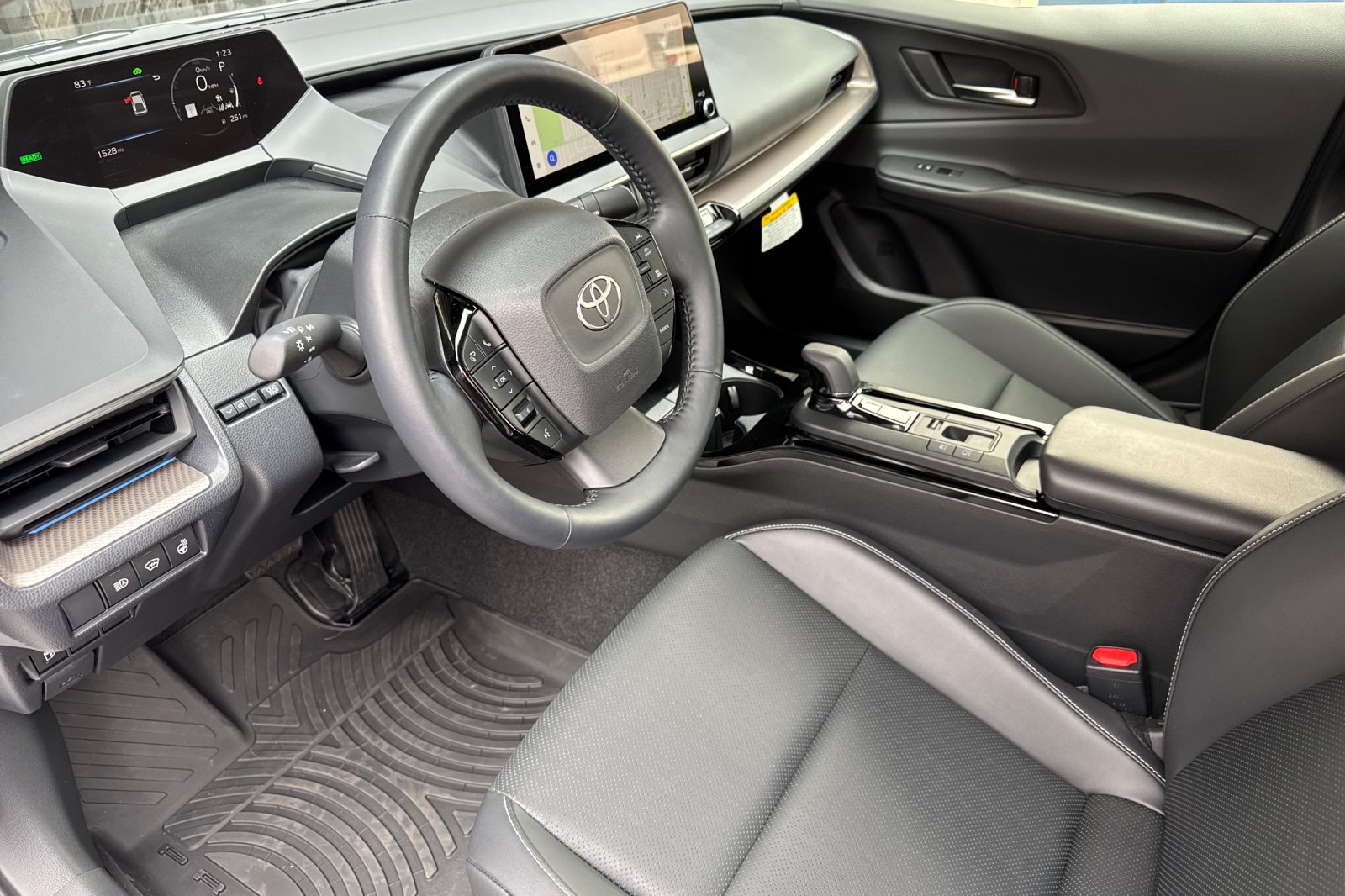 Used 2026 Toyota Prius XLE AWD/4WD image 10