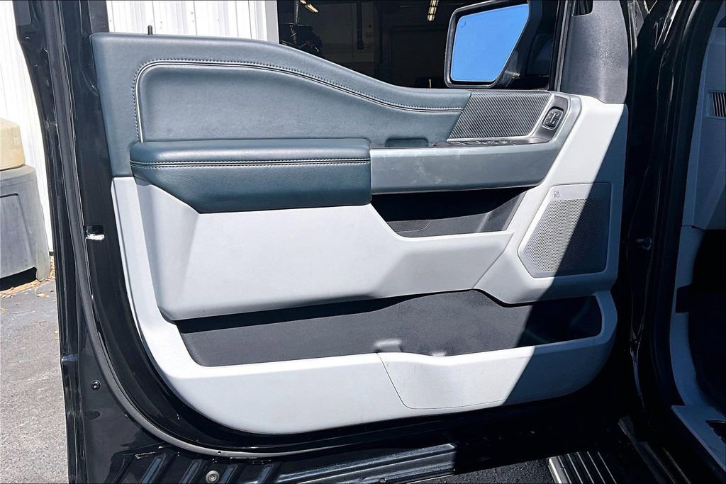 Used 2023 Ford F150 Limited image 19