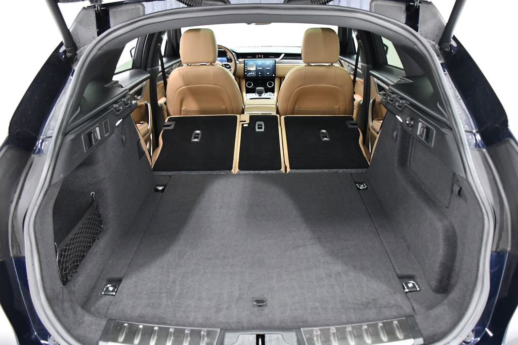 Used 2022 Jaguar F-PACE S image 23