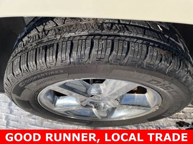 Used 2013 Chevrolet Avalanche LTZ image 2