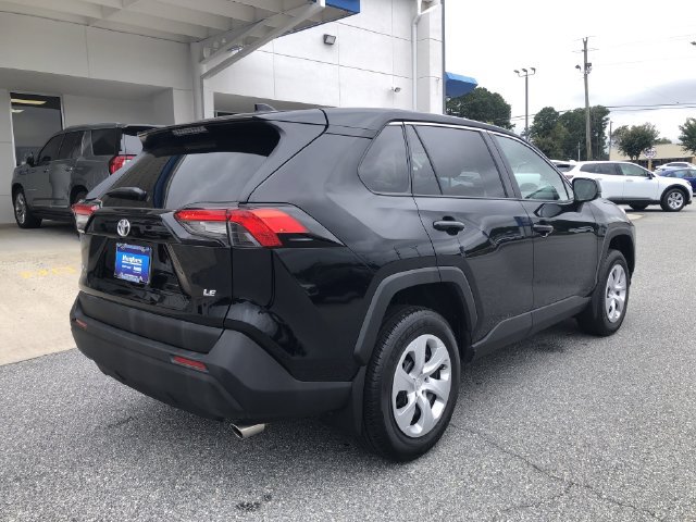 Used 2025 Toyota RAV4 LE FWD image 8
