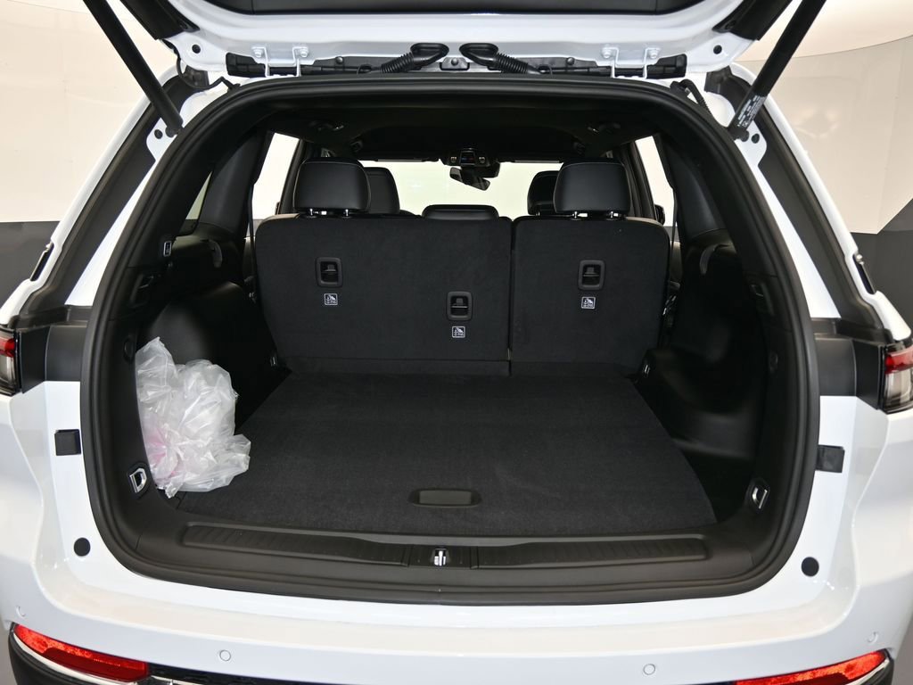 Used 2025 Jeep Grand Cherokee Limited image 38