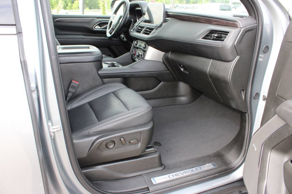 Used 2024 Chevrolet Tahoe LT RWD image 6