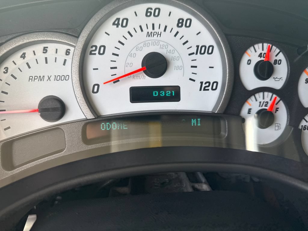 Used 2003 HUMMER H2 w/ Preferred Equipment Group AWD/4WD image 19