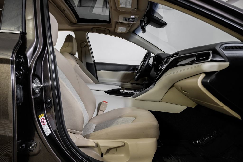 Used 2018 Toyota Camry LE w/ Audio Package image 37
