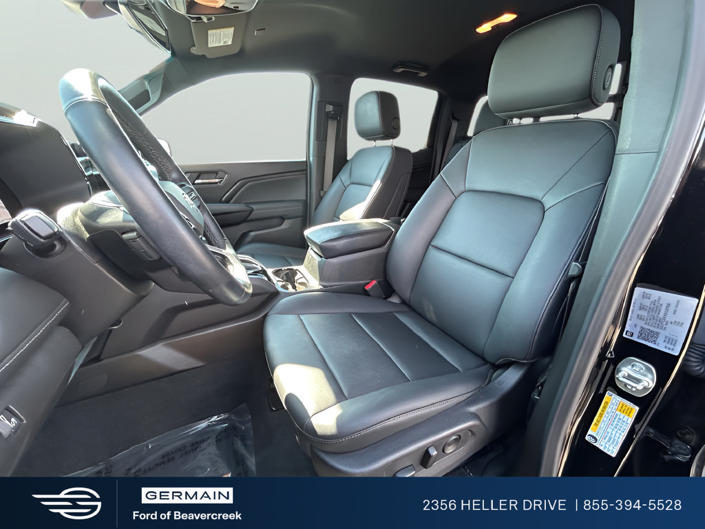 Used 2025 Chevrolet Colorado LT w/ LT Convenience Package AWD/4WD image 11