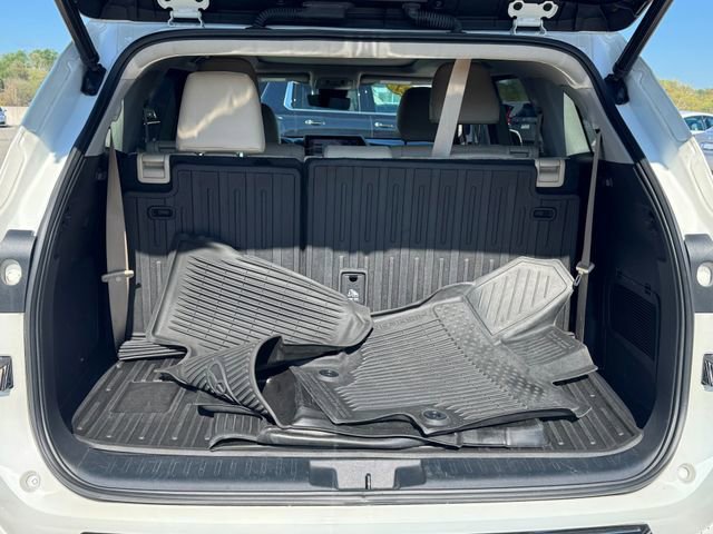 Used 2021 Toyota Highlander Platinum image 13