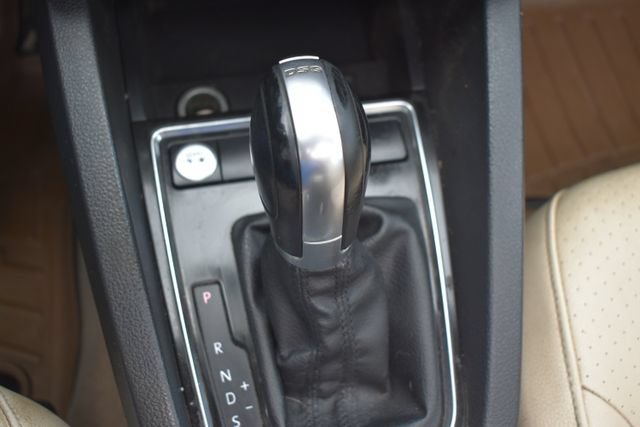 Used 2015 Volkswagen Jetta TDI SE FWD image 26