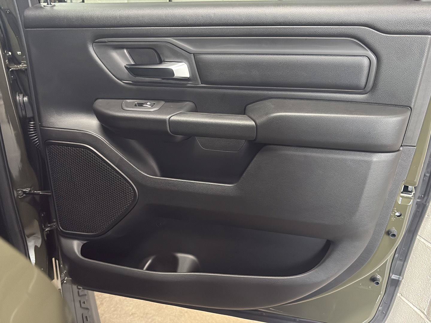 New 2026 RAM 1500 Express AWD/4WD image 27