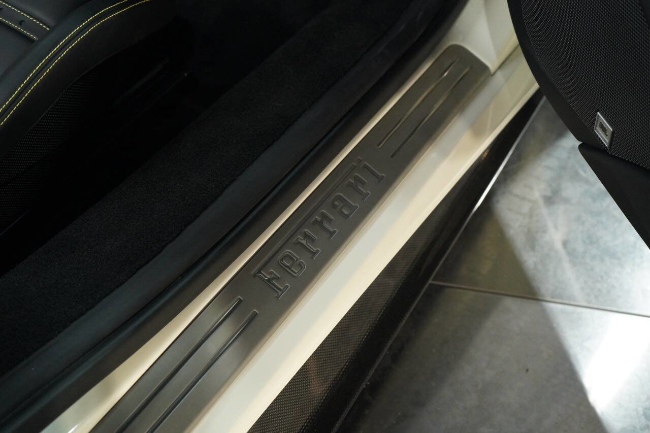 Used 2017 Ferrari 488 GTB image 95