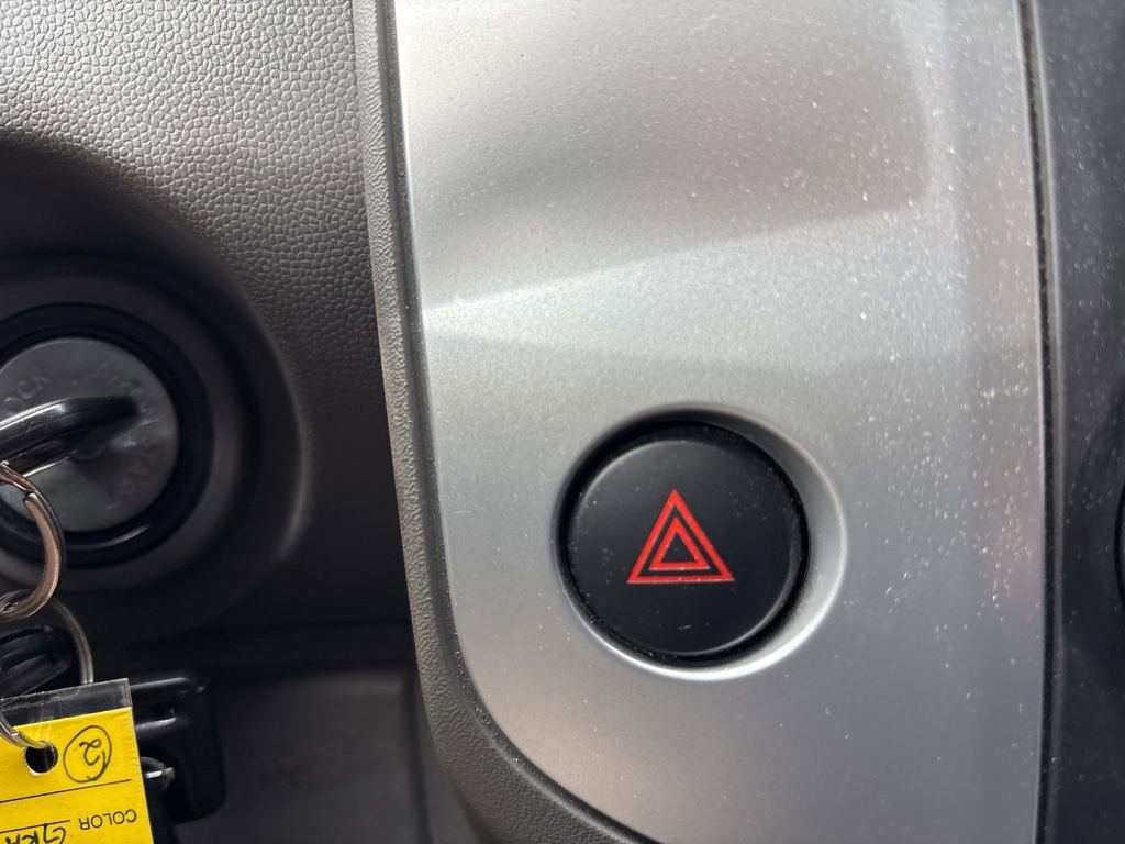 Used 2018 Nissan Frontier SV image 14