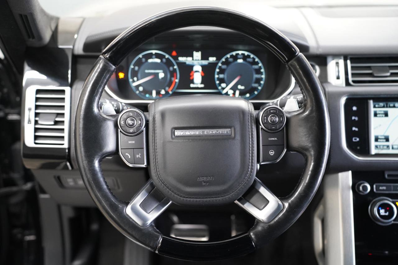 Used 2016 Land Rover Range Rover Autobiography image 12