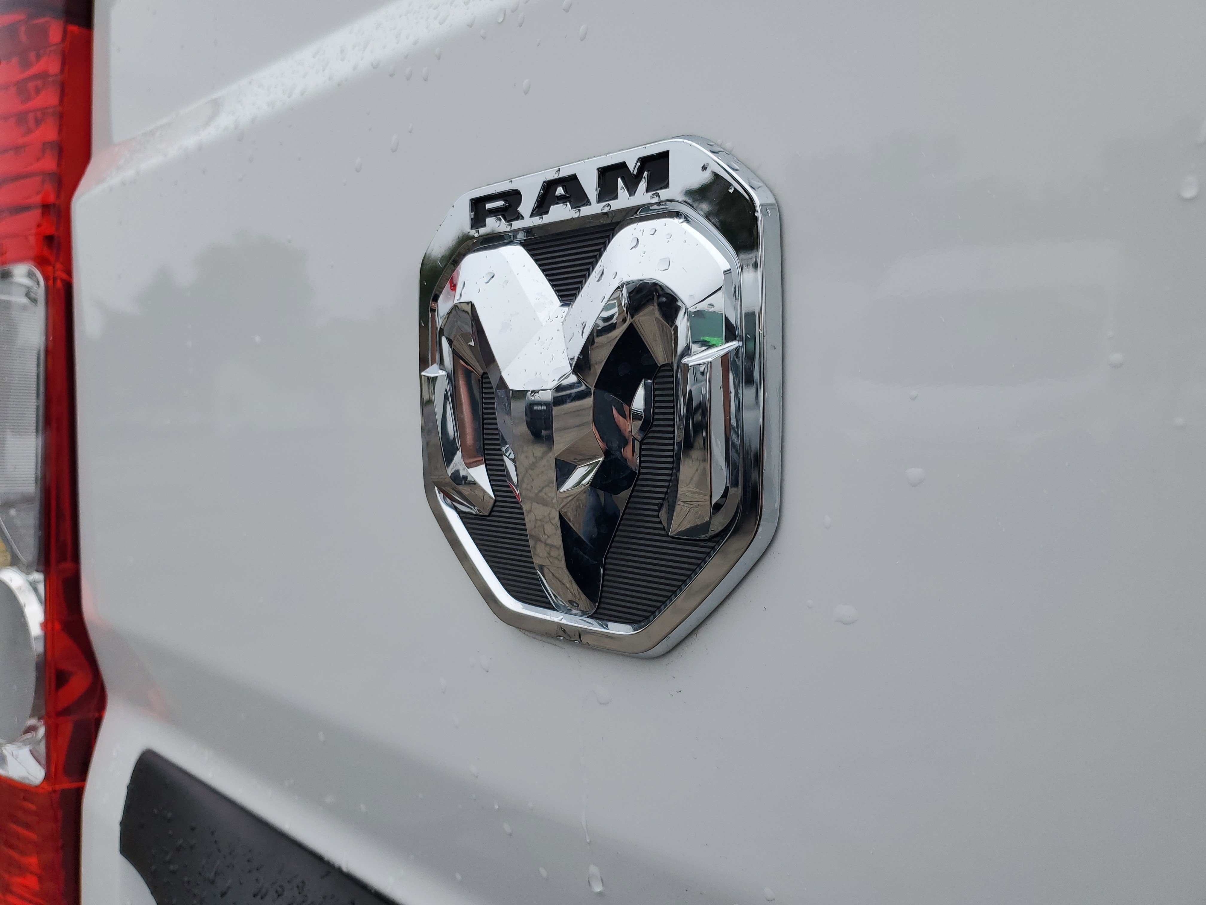 Used 2025 RAM ProMaster 2500 w/ Convenience Group image 26