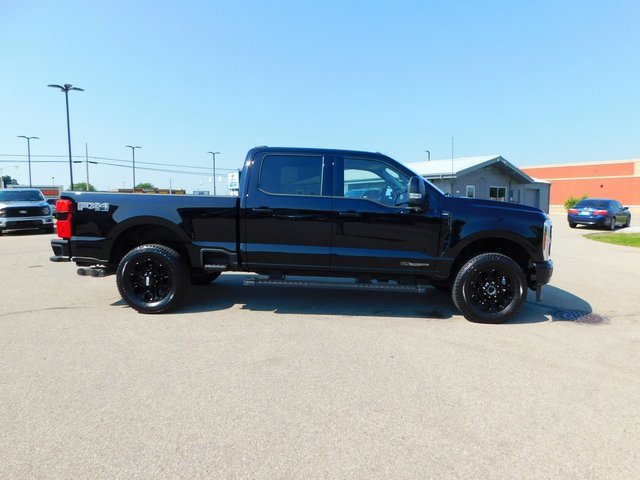 New 2025 Ford F250 Lariat w/ Black Appearance Package image 2