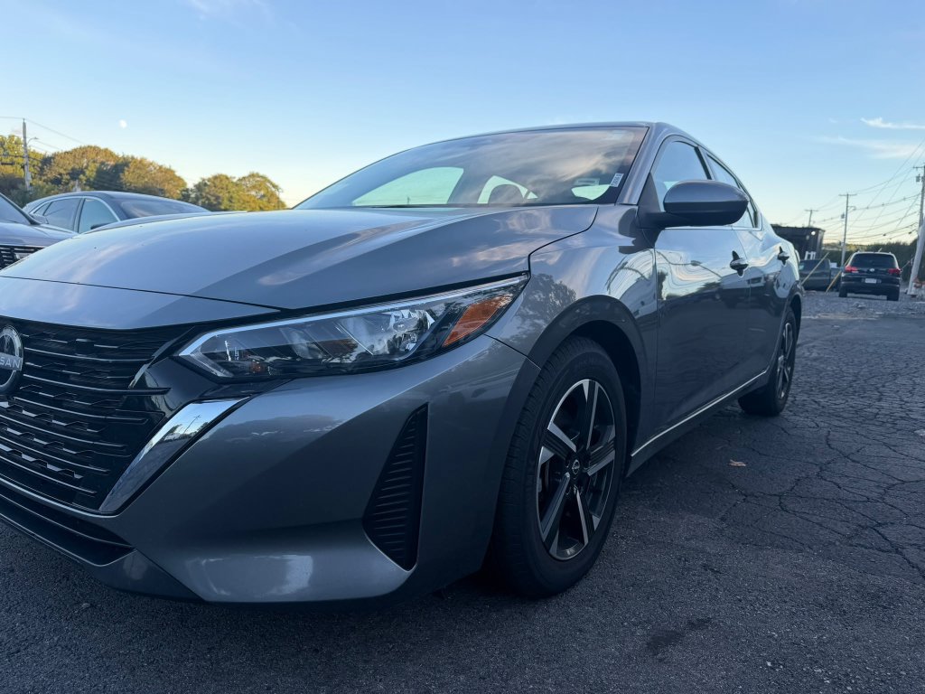 Used 2024 Nissan Sentra SV FWD image 22