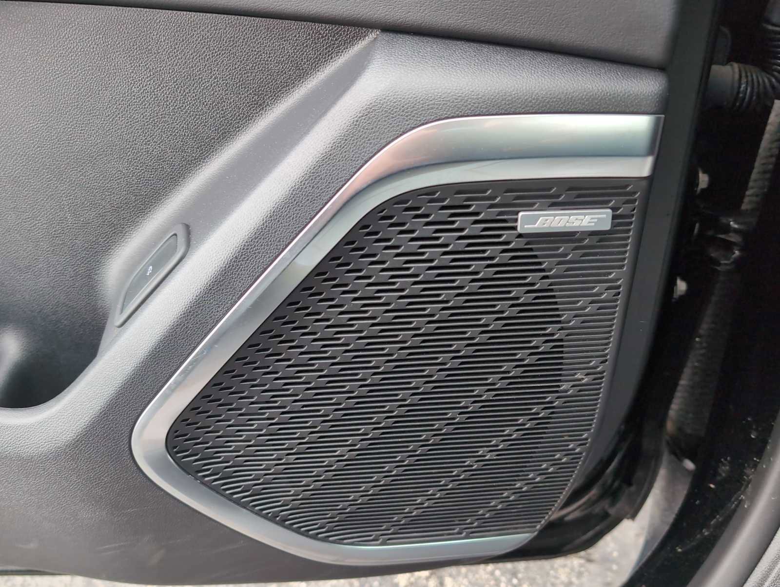 Used 2025 Buick Enclave Sport Touring image 31