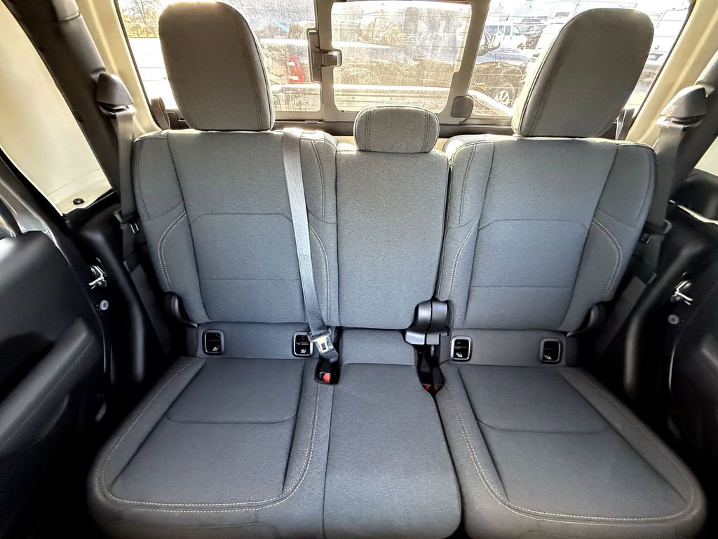 New 2026 Jeep Gladiator Sport image 23