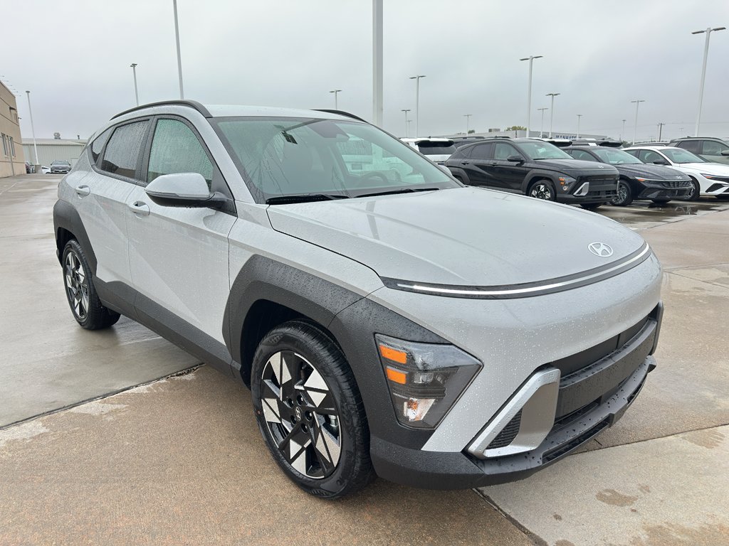 New 2025 Hyundai Kona SEL FWD image 2