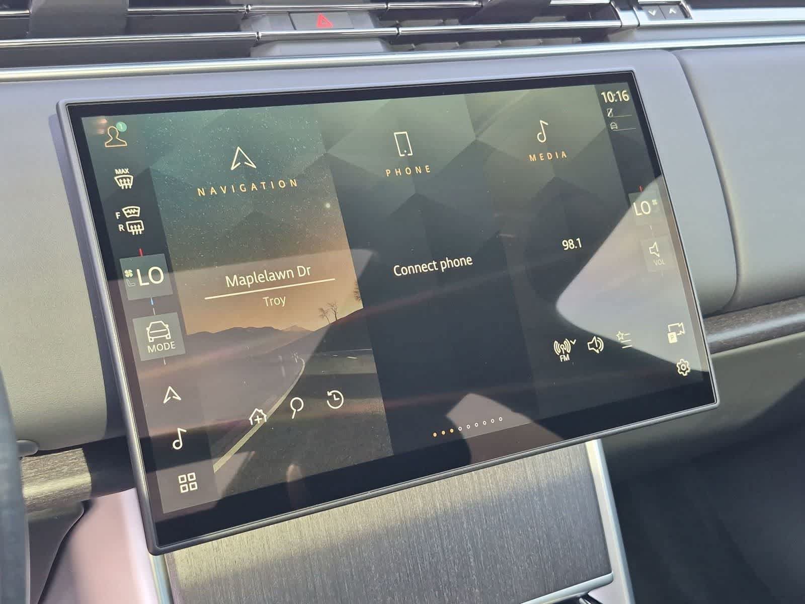 New 2026 Land Rover Range Rover SE AWD/4WD image 21