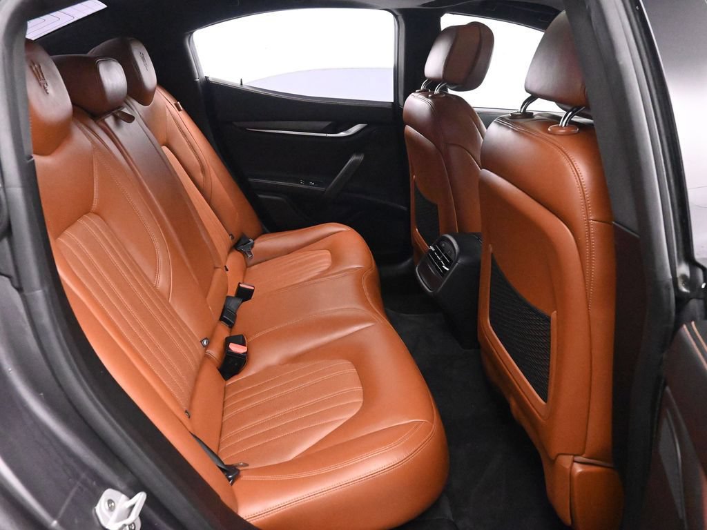 Used 2017 Maserati Ghibli RWD image 20