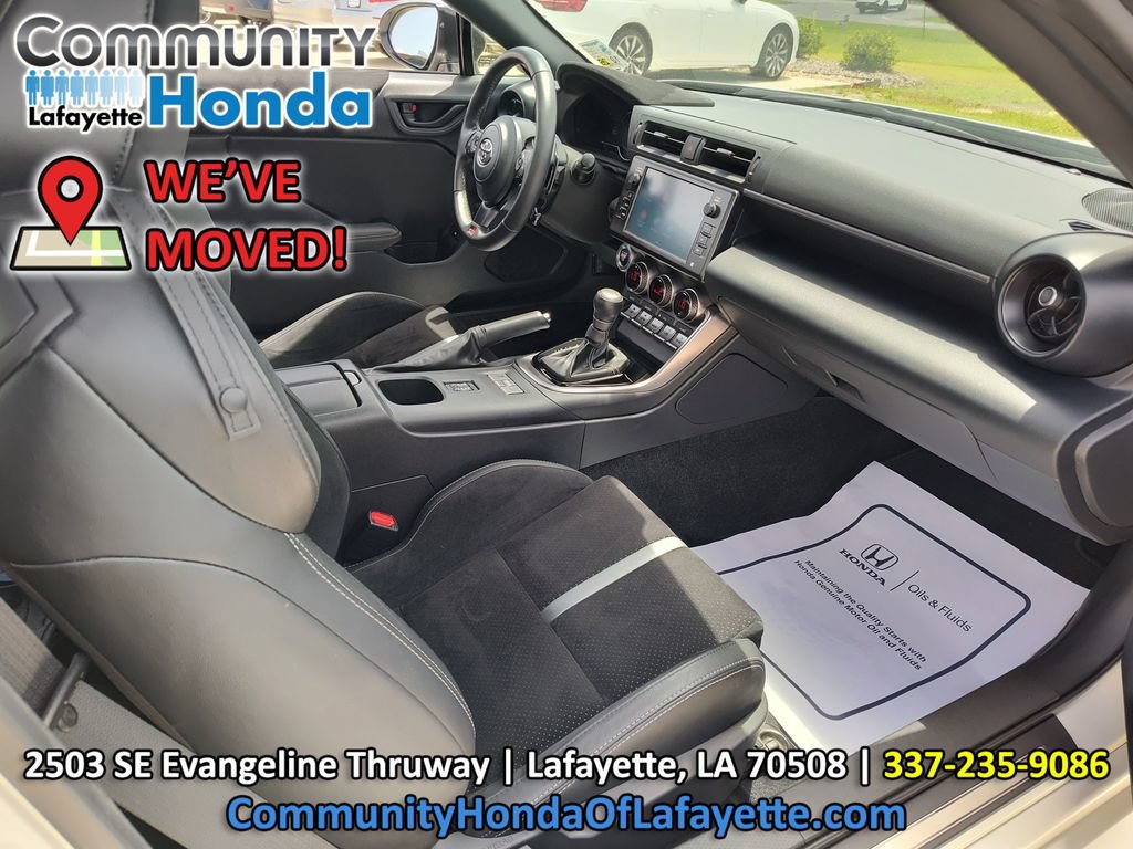 Used 2024 Toyota GR86 Premium RWD image 26