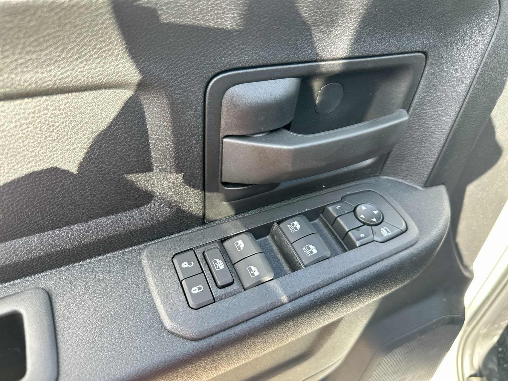 New 2026 RAM 3500 Tradesman AWD/4WD image 13