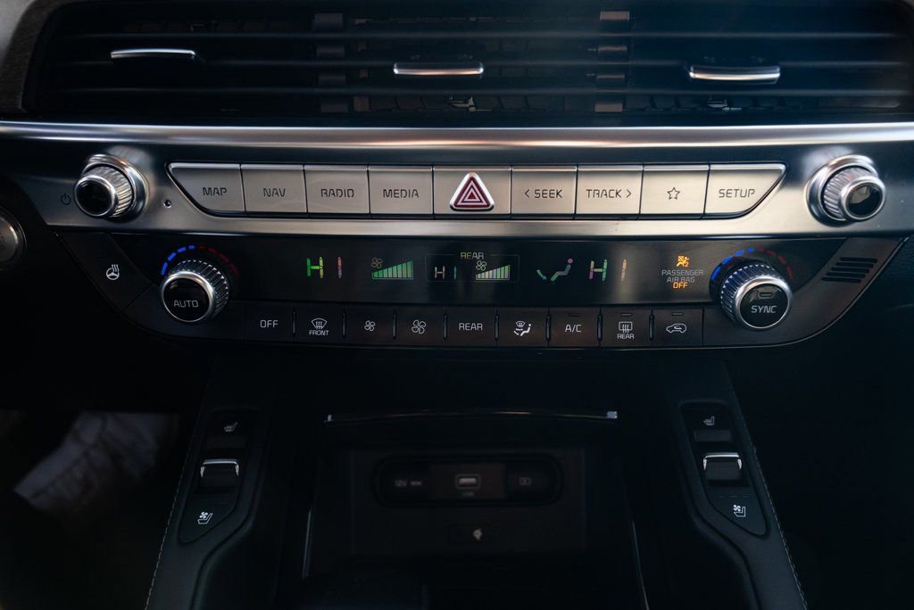 Used 2021 Kia Telluride EX w/ EX Premium Package image 16
