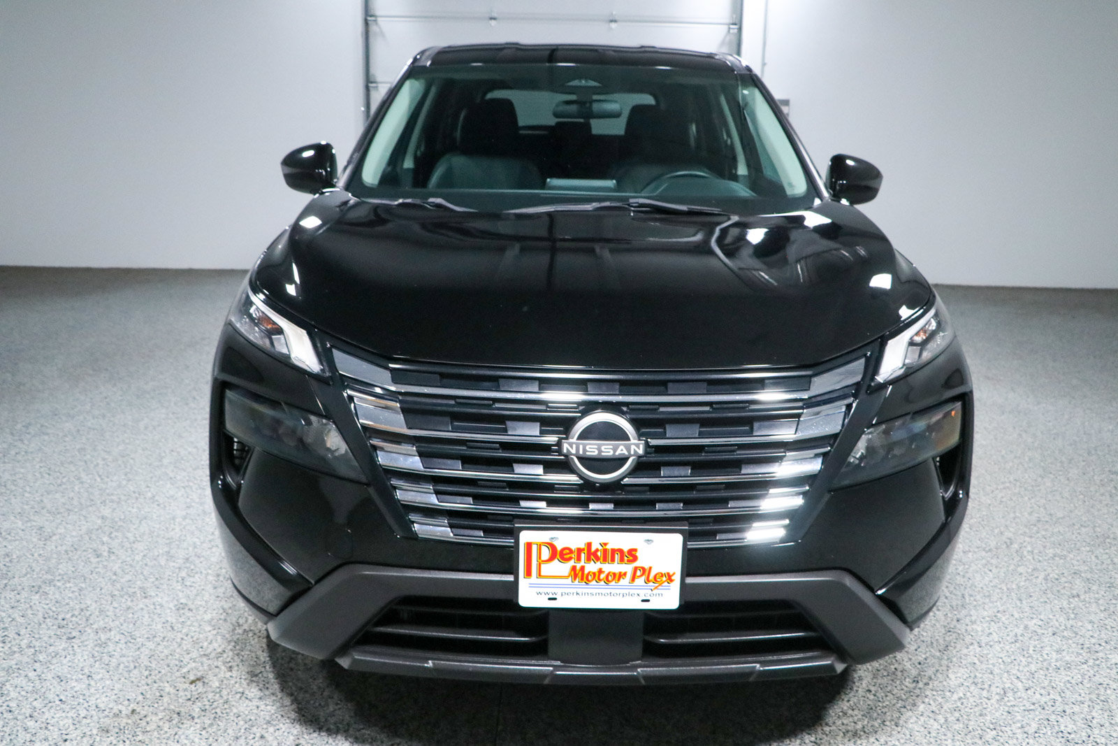 Used 2024 Nissan Rogue SV FWD image 4