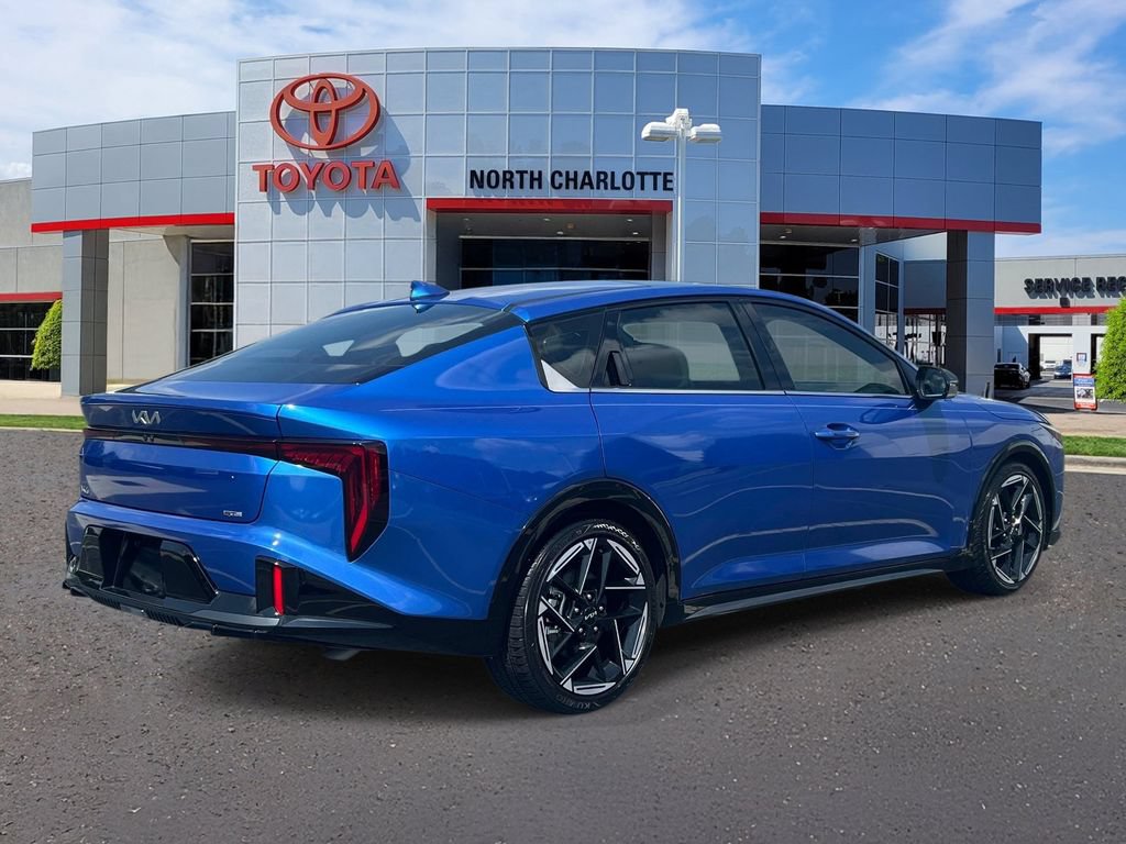 Used 2025 Kia K4 GT-Line w/ GT-Line Premium Package FWD image 8