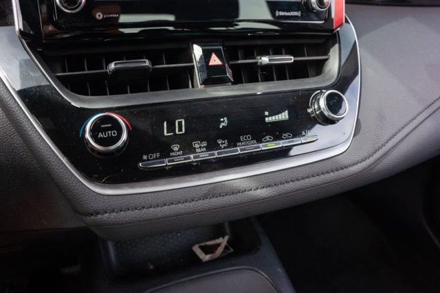 Used 2021 Toyota Corolla SE w/ Carpet Mat Package (TMS) FWD image 22