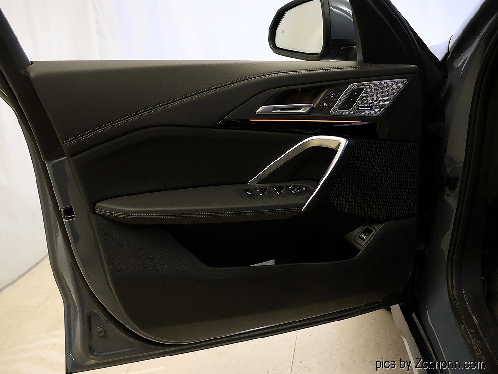 Used 2025 BMW X1 xDrive28i w/ Premium Package image 25