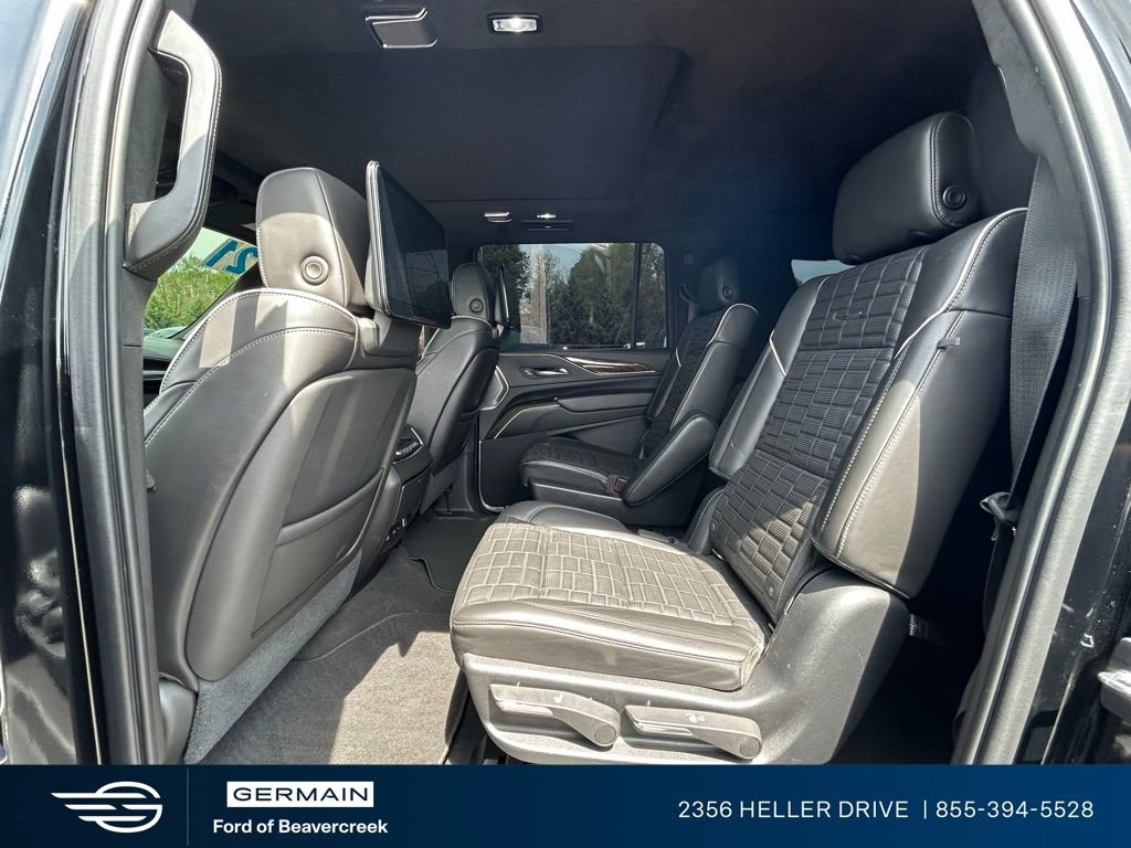 Used 2021 Cadillac Escalade ESV Sport Platinum w/ LPO, ONYX Package AWD/4WD image 29