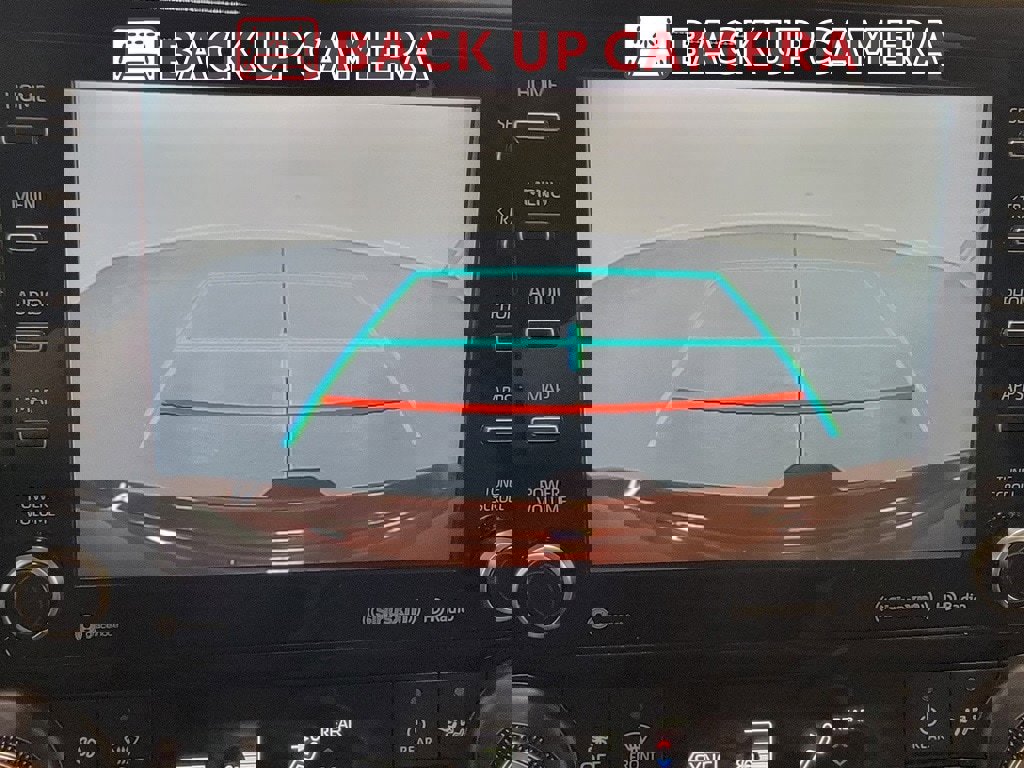 Used 2022 Toyota Highlander XLE image 23