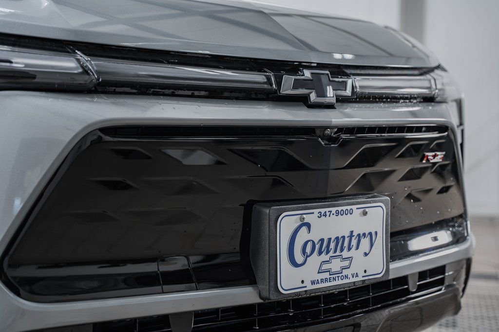 New 2025 Chevrolet Blazer EV RS RWD image 11