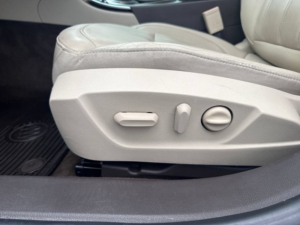 Certified 2015 Buick Regal Premium FWD image 14