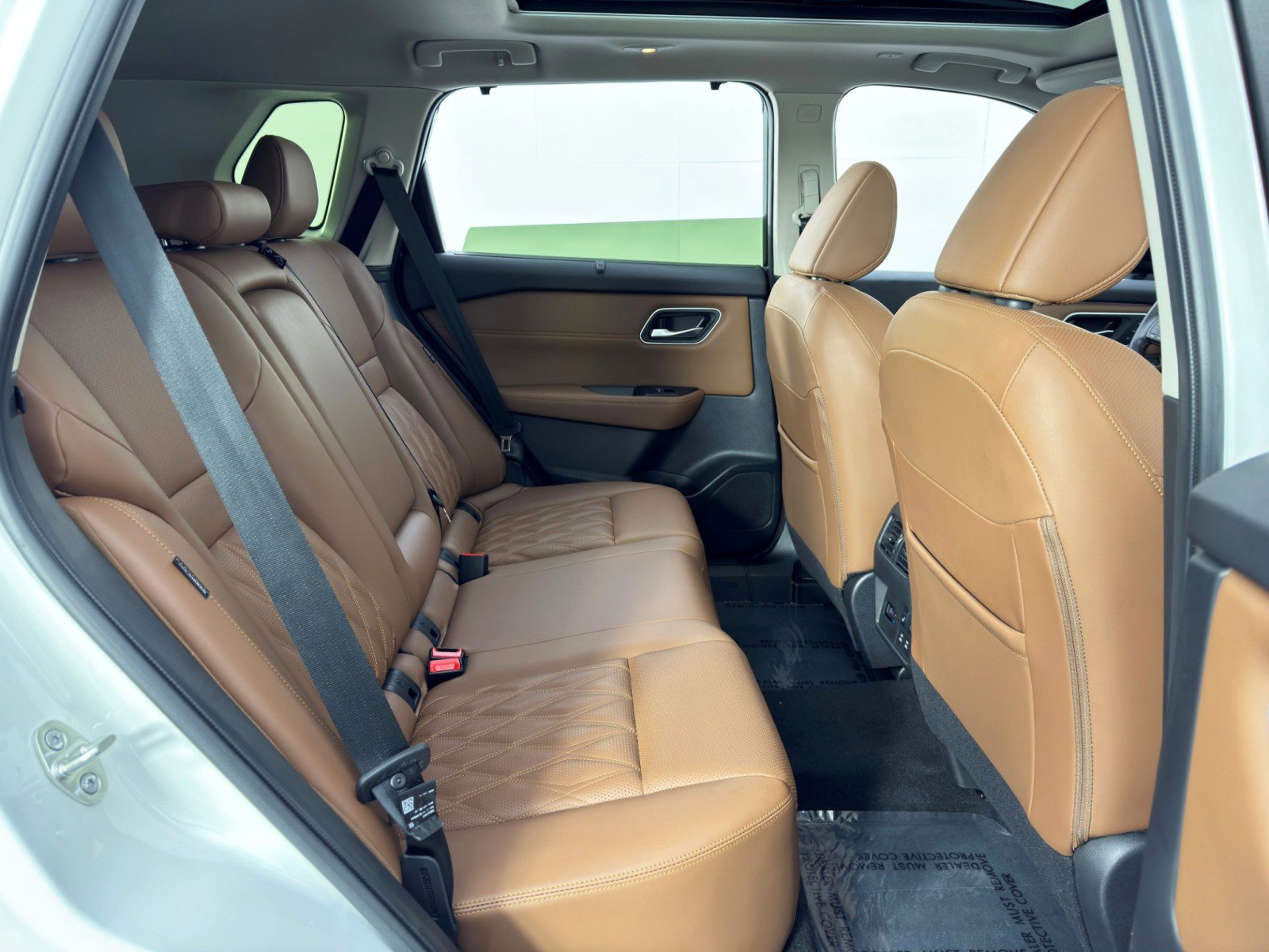 Used 2024 Nissan Rogue Platinum w/ Platinum Premium Package FWD image 40