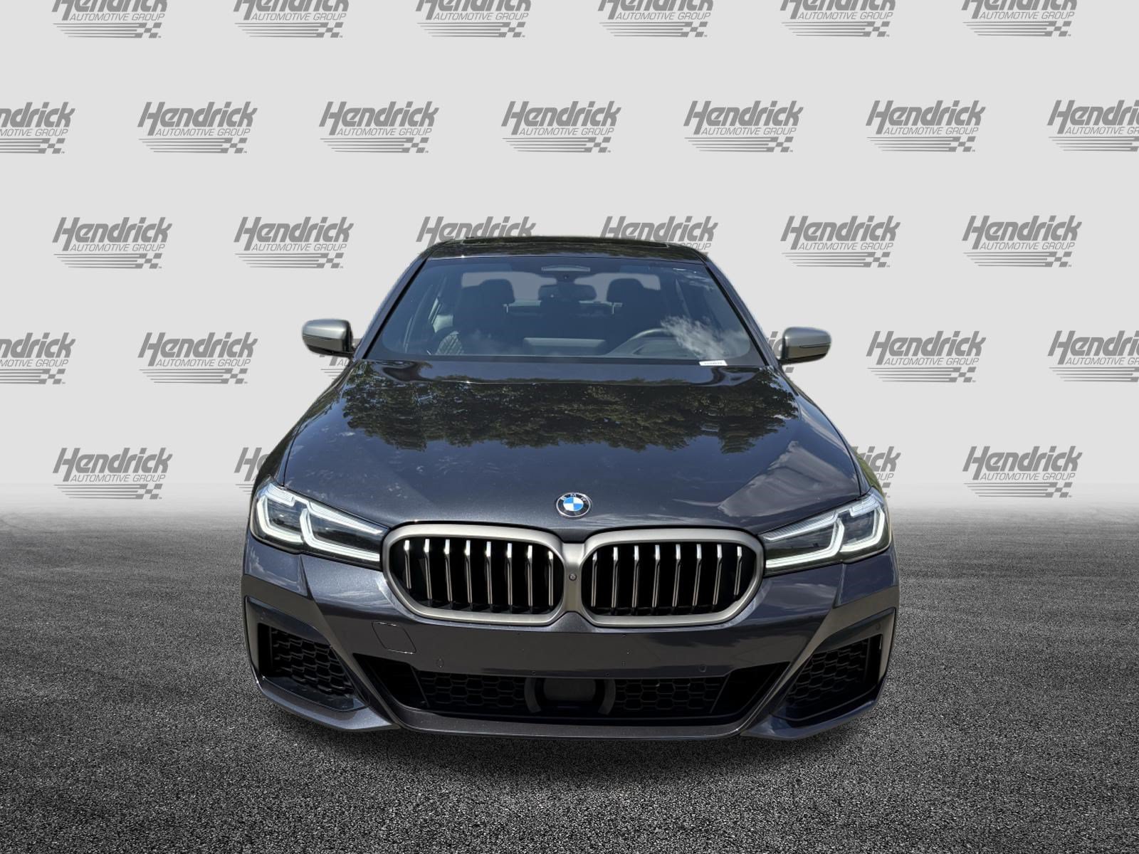 Used 2021 BMW M550i xDrive w/ Executive Package AWD/4WD image 3