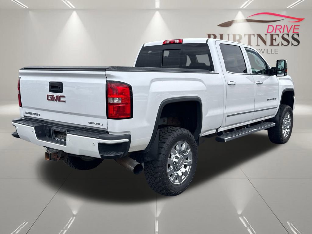 Used 2019 GMC Sierra 2500 Denali w/ Duramax Plus Package AWD/4WD image 8