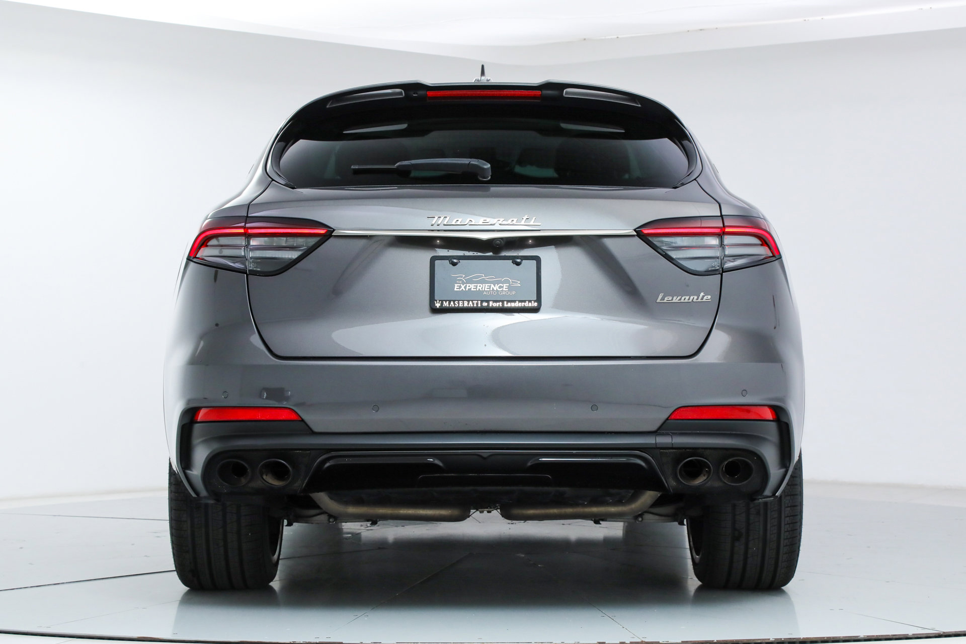 Certified 2022 Maserati Levante Modena image 4