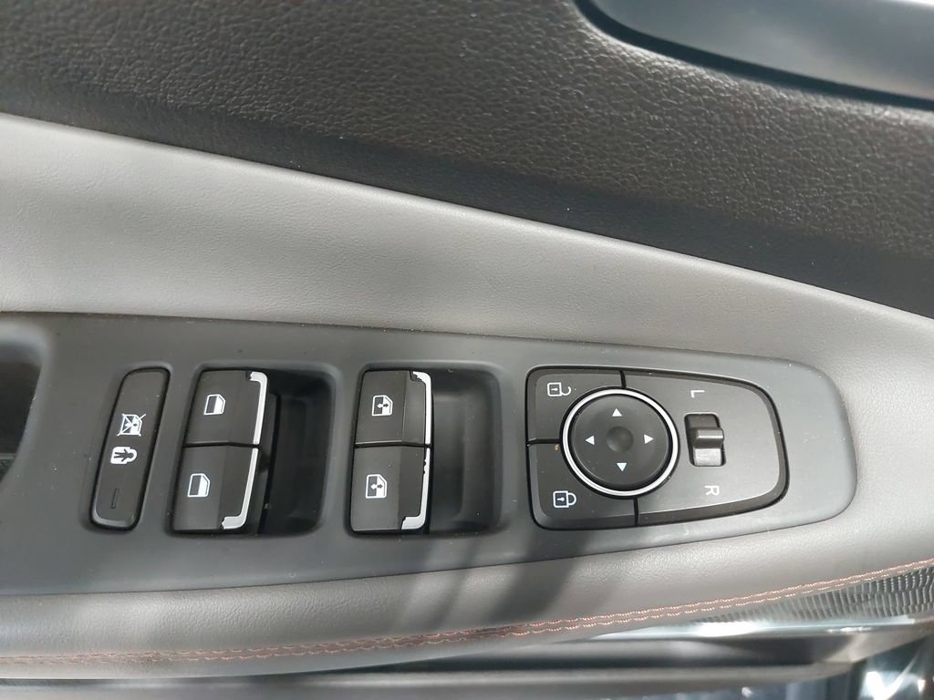 Used 2019 Hyundai Santa Fe AWD image 30