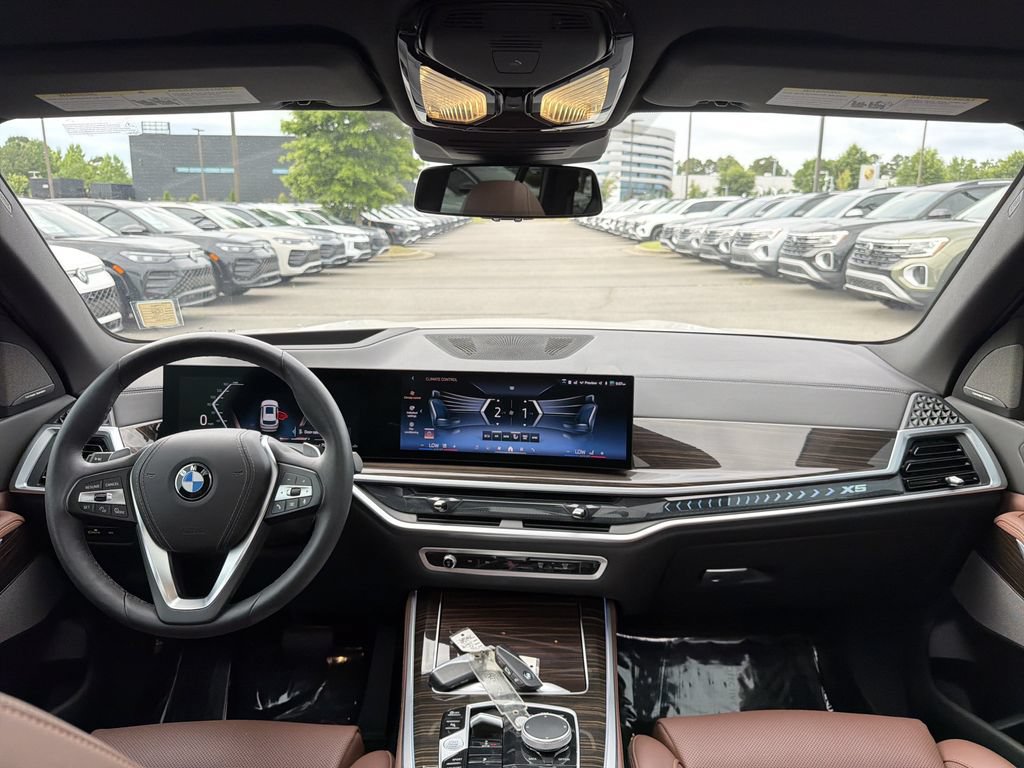 Used 2024 BMW X5 xDrive40i w/ Premium Package AWD/4WD image 20