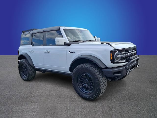 Used 2024 Ford Bronco Outer Banks w/ Sasquatch Package AWD/4WD image 3
