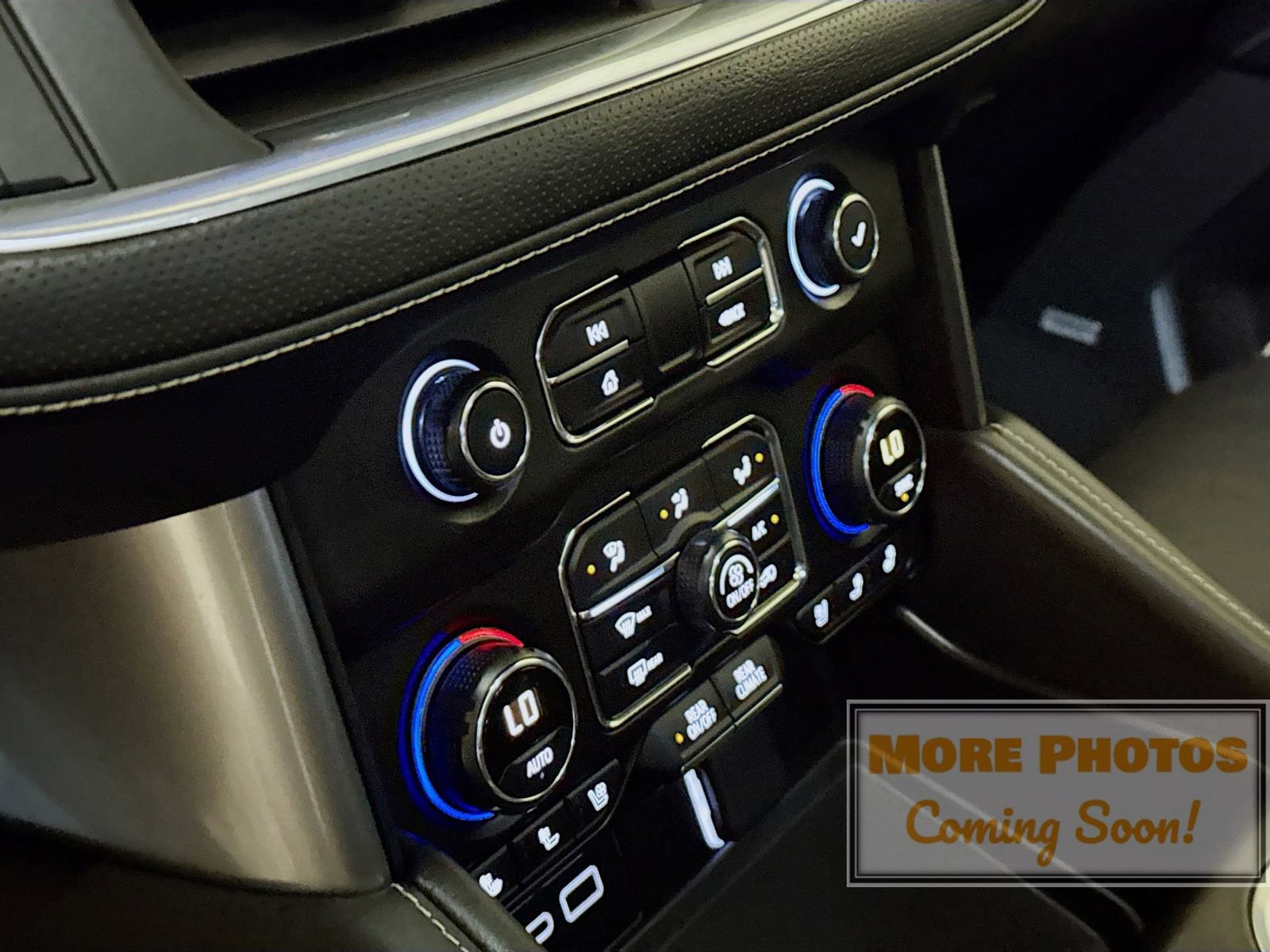 Used 2021 Chevrolet Tahoe Premier w/ Premium Package image 7