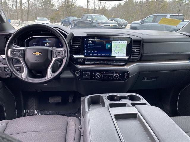 Used 2025 Chevrolet Silverado 1500 LT AWD/4WD image 38
